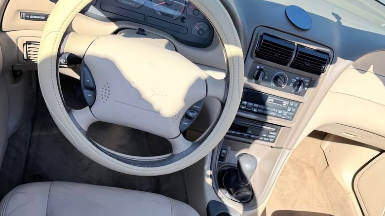 1999 Ford Mustang GT dashboard image