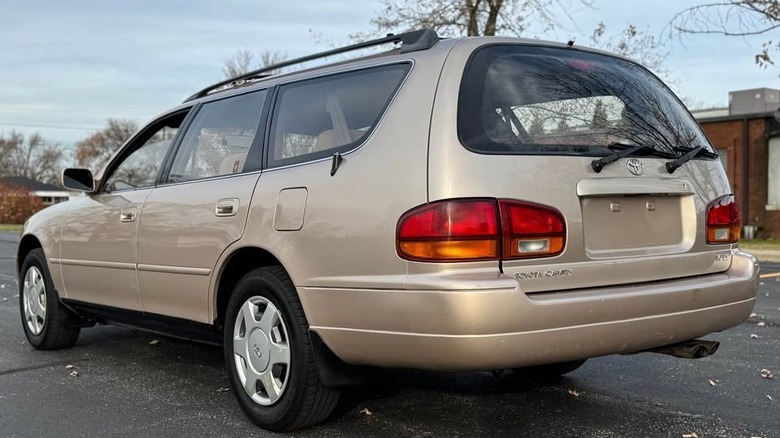 1994 Toyota Camry LE wagon rear three-quarter image