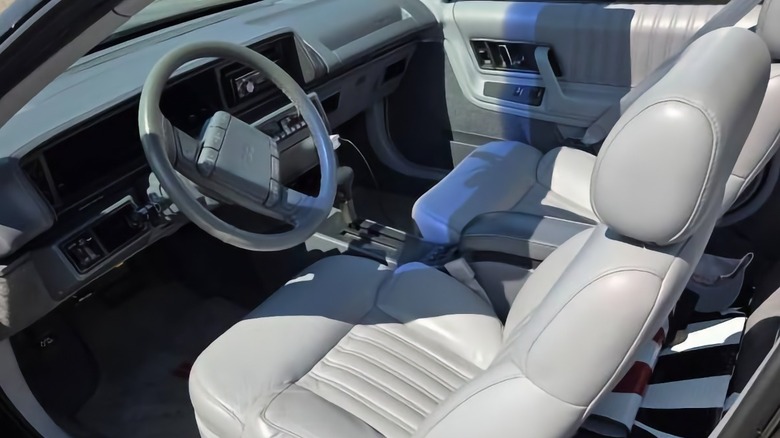 1991 Oldsmobile Cutlass Supreme convertible front seats and dashboard image