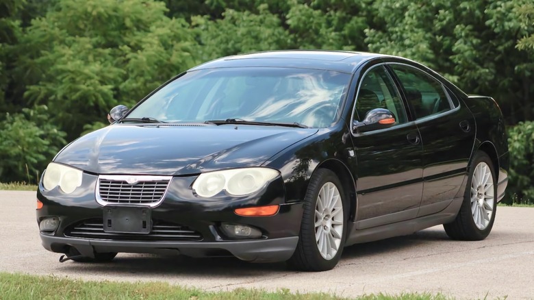 2002 Chrysler 300M Special Front three-quarter image