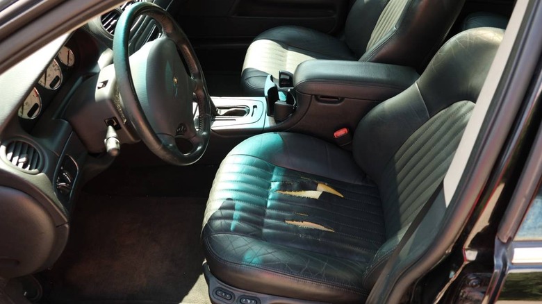 2002 Chrysler 300M Special drover's seat image