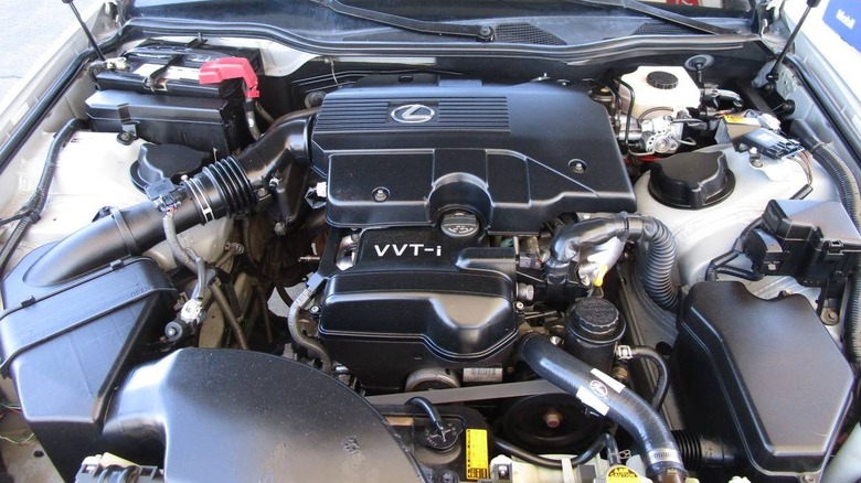 2001 Lexus GS 300 2JZ engine image