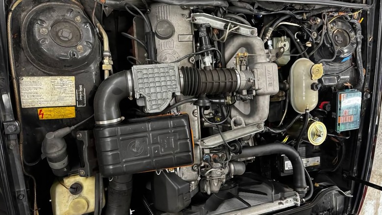 1985 BMW 635CSi M30 engine image