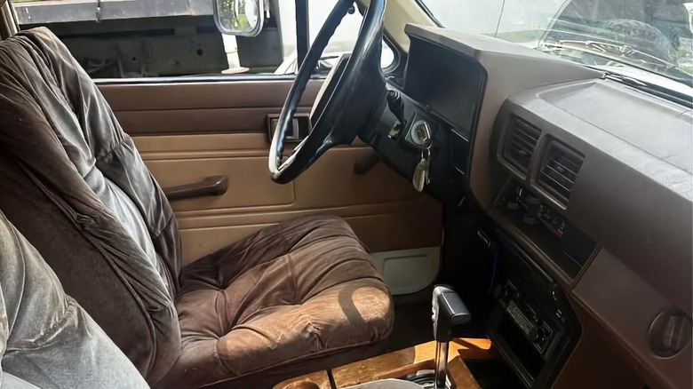 1985 Toyota Mirage Camper driver's seat image