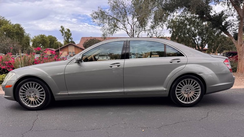 2007 Mercedes-Benz S550 driver's side image