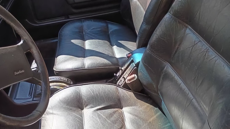 1983 Audi 5000 Turbo Diesel front seat detail