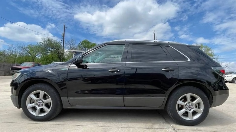 2011 Saab 9-4x Premium driver's side image