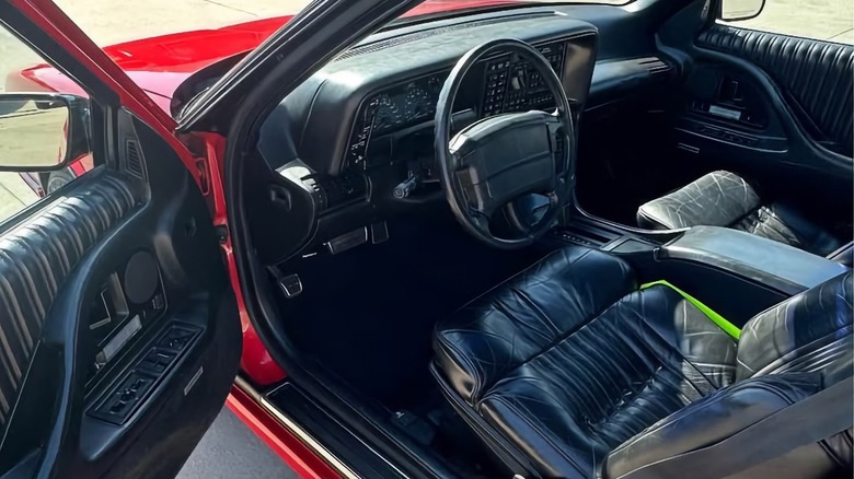 1990 Oldsmobile Troféo interior image
