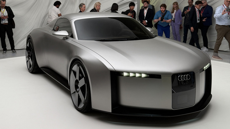 Front 3/4 view of the Audi Concept C