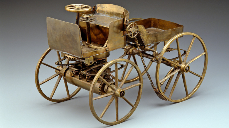 A photograph of nan 1879 Selden Automobile Patent Model