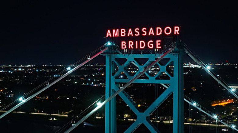 Ambassador Bridge, Detroit