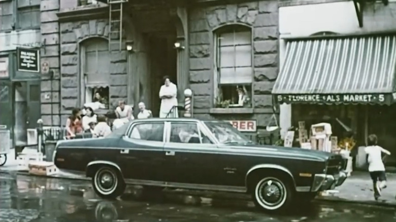 Passenger-side profile from 1970 AMC Ambassador commercial starring Robert De Niro