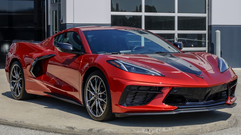 A Chevrolet Corvette Stingray 3LT at a dealership.
