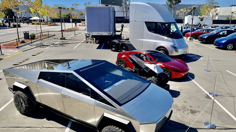 Lineup of Tesla offerings