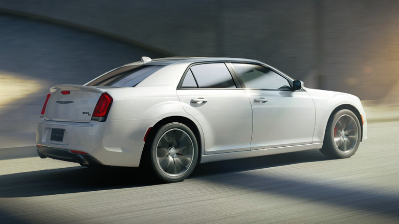 2023 Chrysler 300C sedan