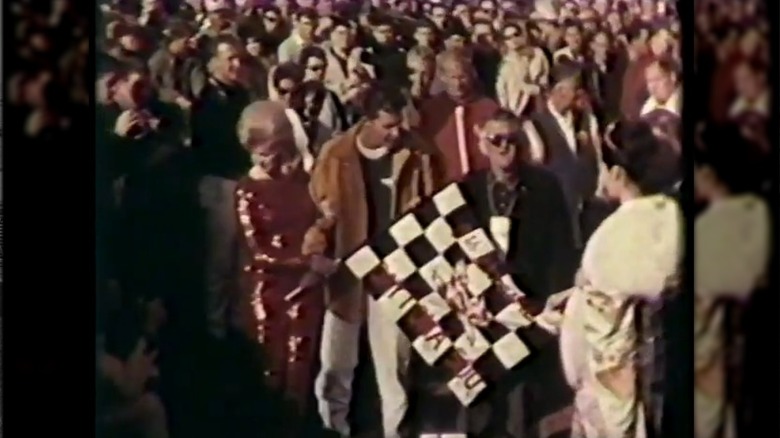Richard Petty wins the 1964 Daytona 500