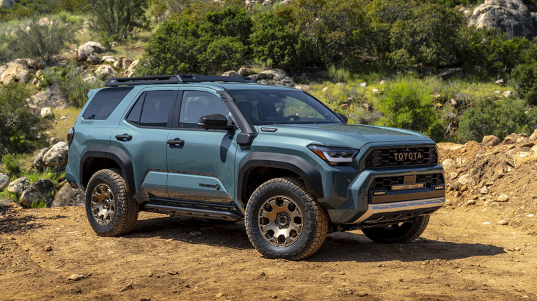 Front 3/4 of a blue 2026 Toyota 4Runner Trailhunter.