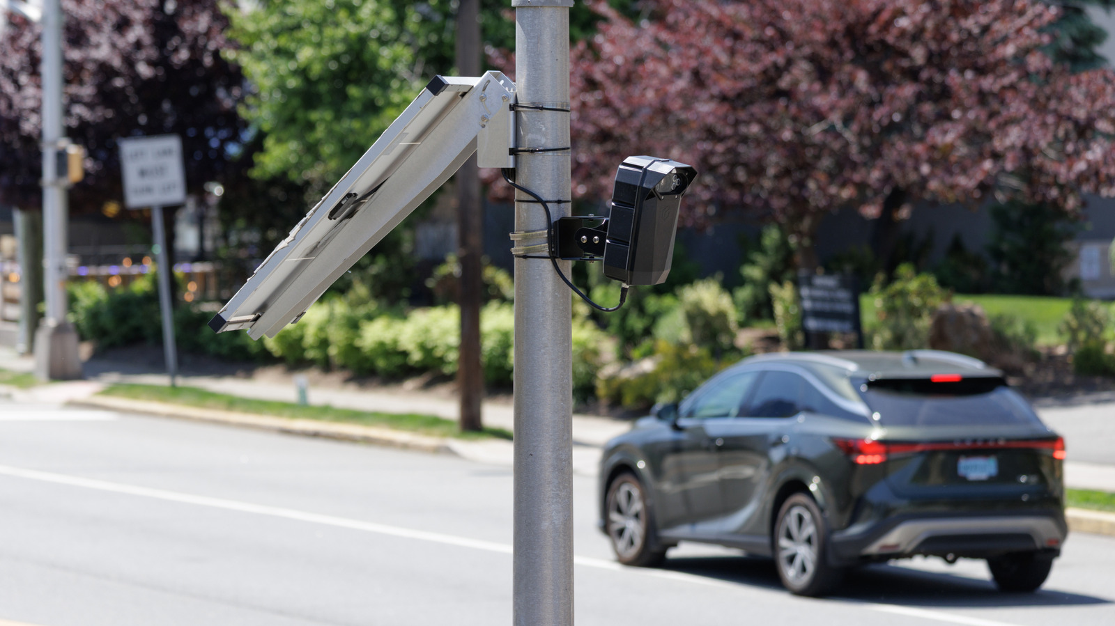 Cop used license plate reader data to stalk a woman