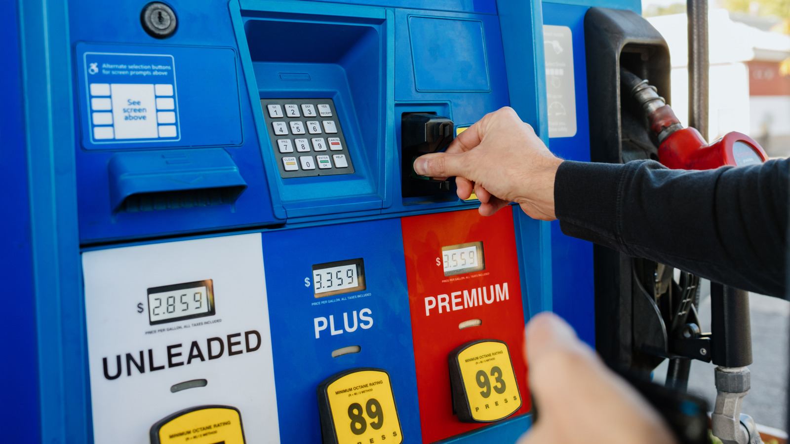 Do You Really Need To Put Premium Gas In A Rental Car?