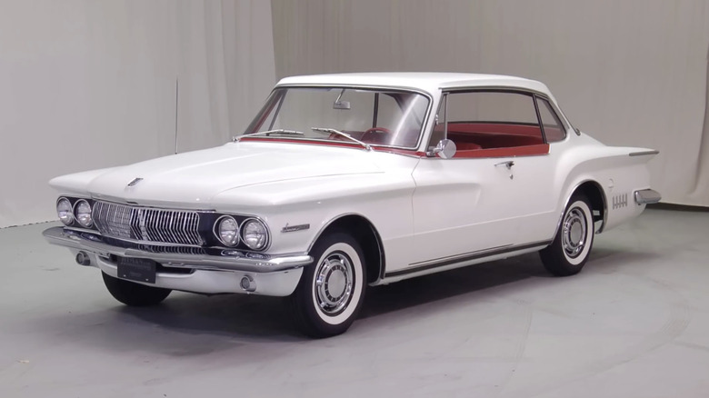 A 1962 dodge lancer