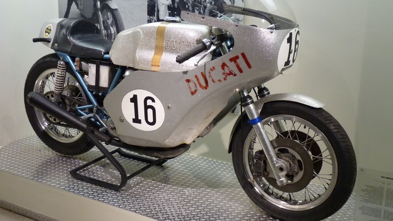 Paul Smart Ducati race bike