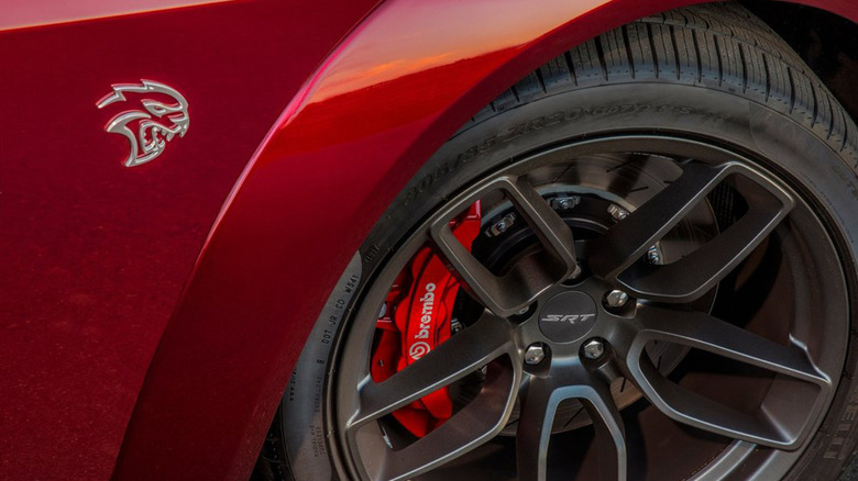 2018 Dodge Challenger SRT Hellcat Widebody front wheel