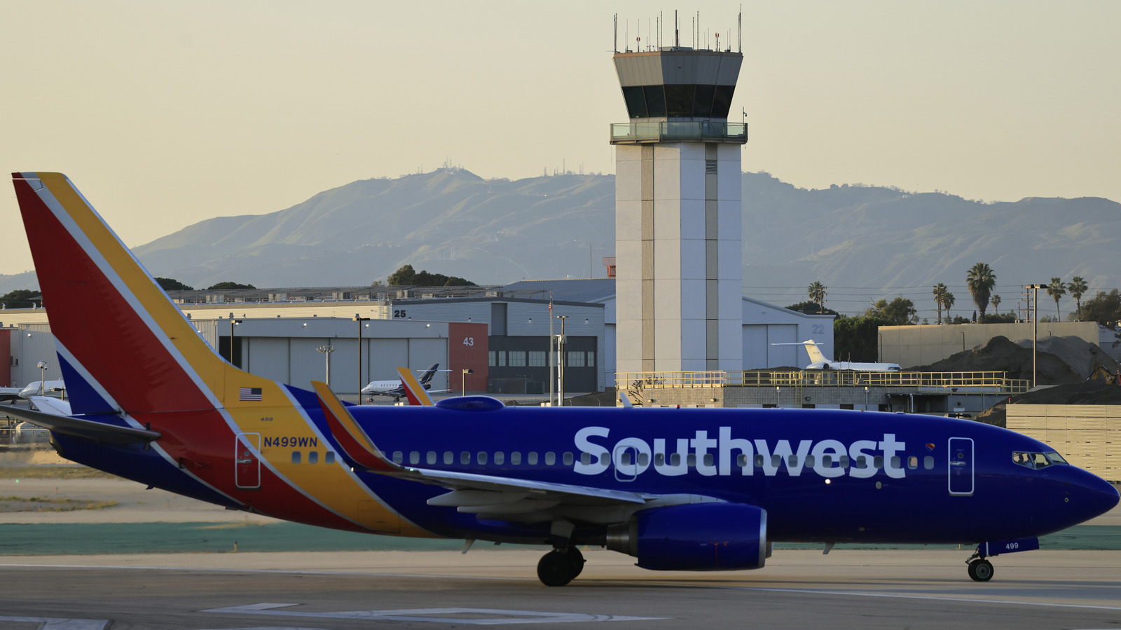 Faa Orders Stricter Air Traffic Control Over Routes Where Planes And Helicopters Intersect