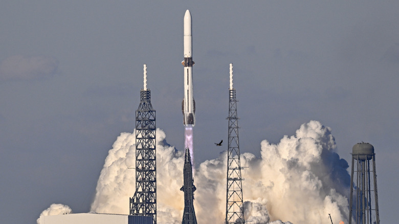 A Blue Origin New Glenn lifts off from NASA's Kennedy Space Center