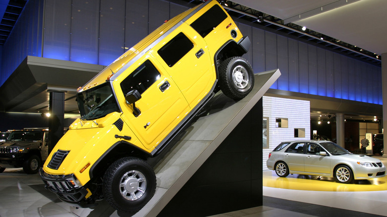 Hummer H2 on display at an auto show