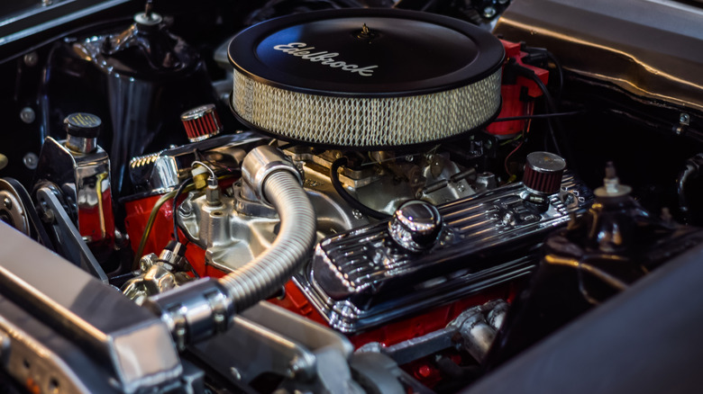 Chevy 350 small-block 5.7L V8