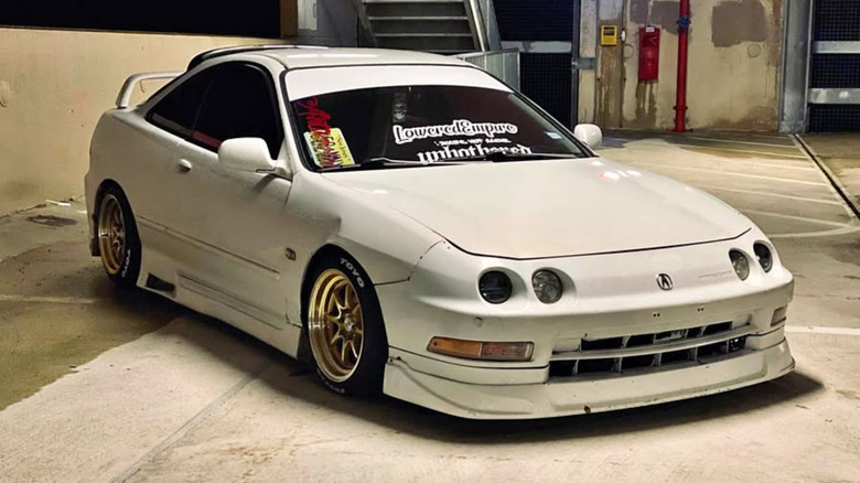 White Integra coupe