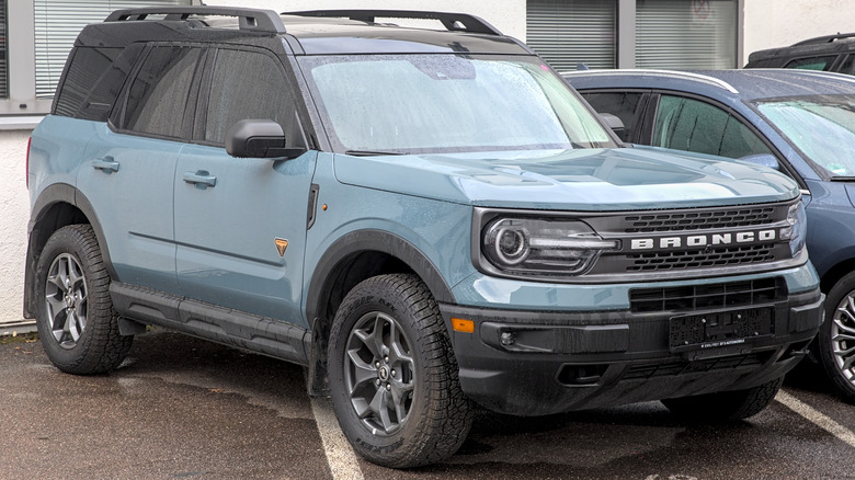 Ford Patented A Smart Car Door That 'Brakes' Before It Hits Anything