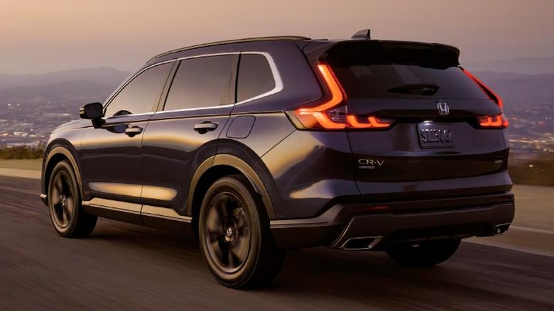 A 2025 Honda CR-V crossover at dusk