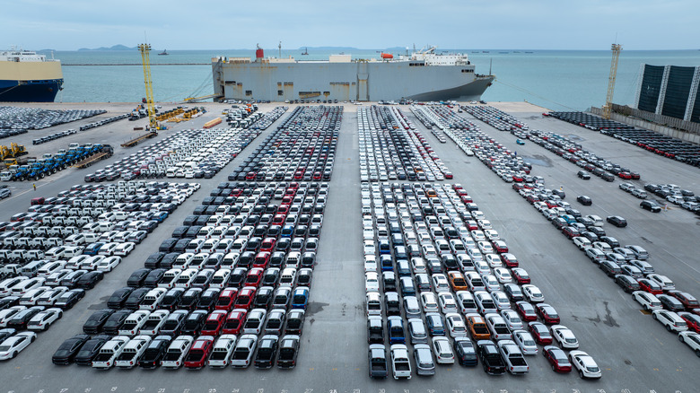 Roll-on roll-off ship in China