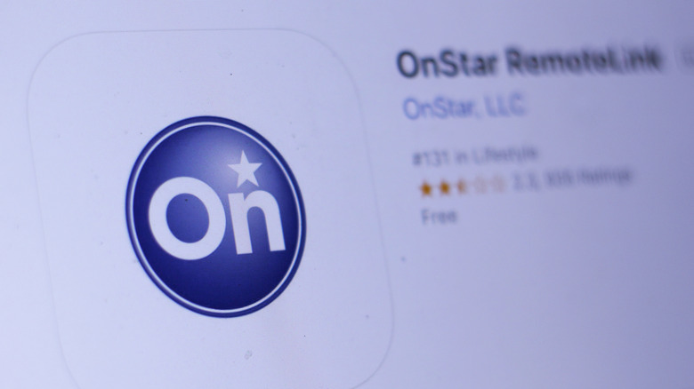 OnStar RemoteLink app in play store. close-up on the laptop screen.