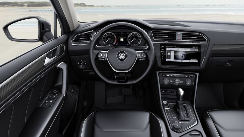 Volkswagen Tiguan interior