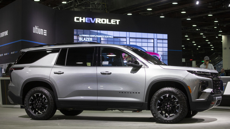 DETROIT, MICHIGAN - SEPTEMBER 13: A 2024 Chevrolet Traverse is shown at the General Motors exhibit at the 2023 North American International Detroit Auto Show on September 13, 2023 in Detroit, Michigan. The show, which features 35 brands and an indoor EV track, opens to the public on September 16 and continues through September 24. (Photo by Bill Pugliano/Getty Images)