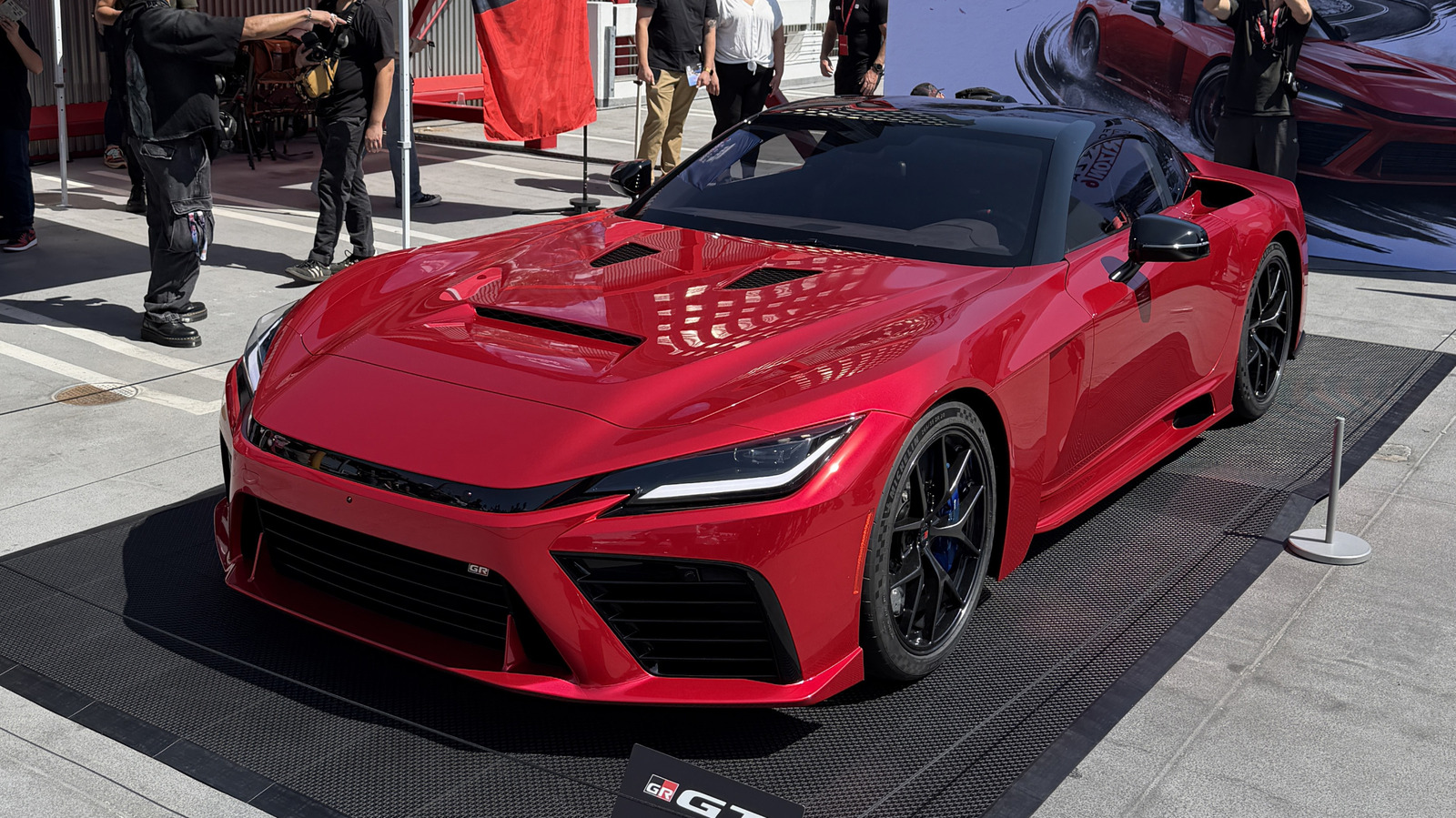 God Damn The GR GT Looks Good In Real Life (Especially In Red)