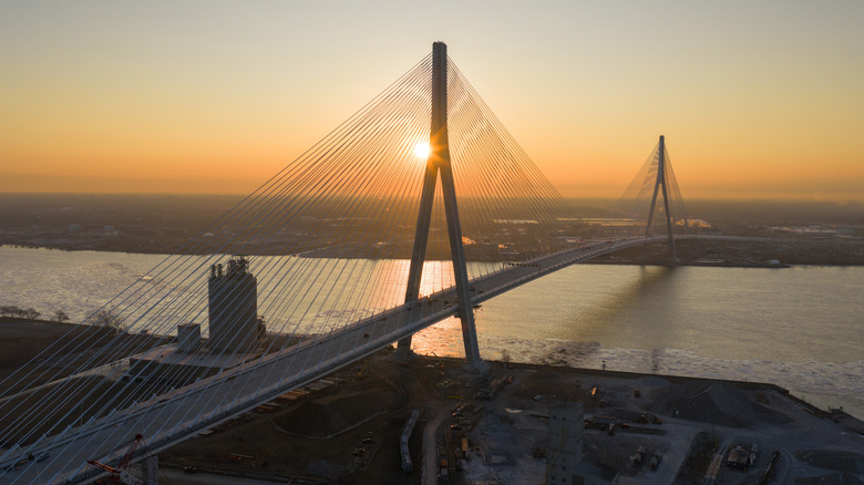gordie how bridge at sunrise