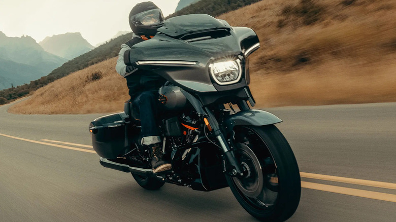 2025 Harley-Davidson CVO Street Glide