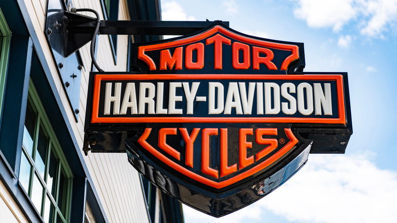Harley Davidson motorcycle dealership sign