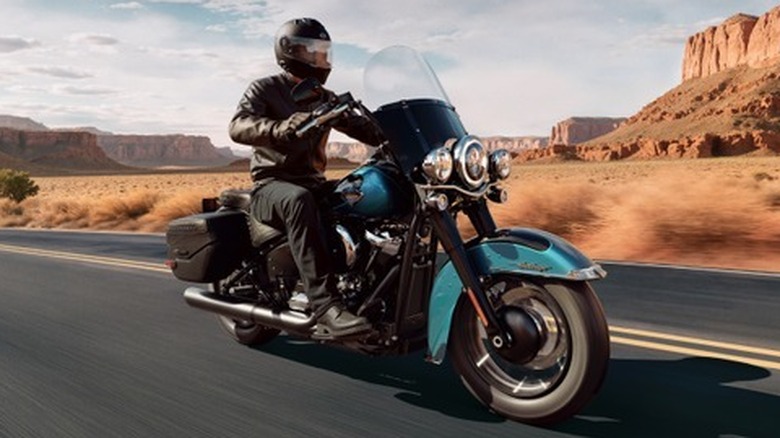 A 2026 Harley-Davidson Heritage Classic cruising through the desert