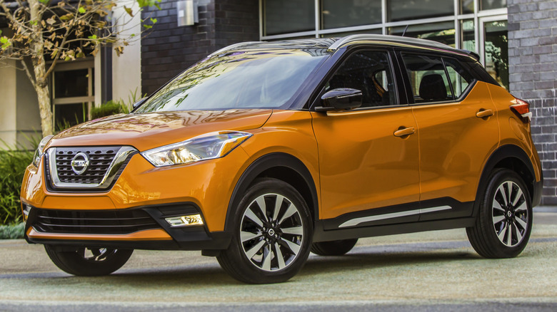 3/4 front-left shot of a first-generation Nissan Kicks