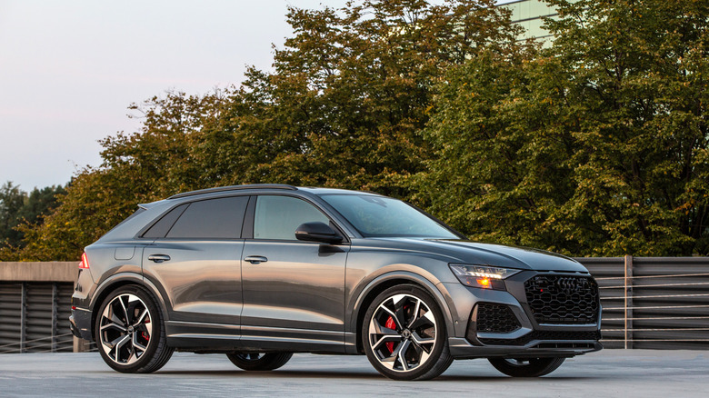 A front right 3/4 shot of a 2020 Audi RS Q8 in Daytona Gray