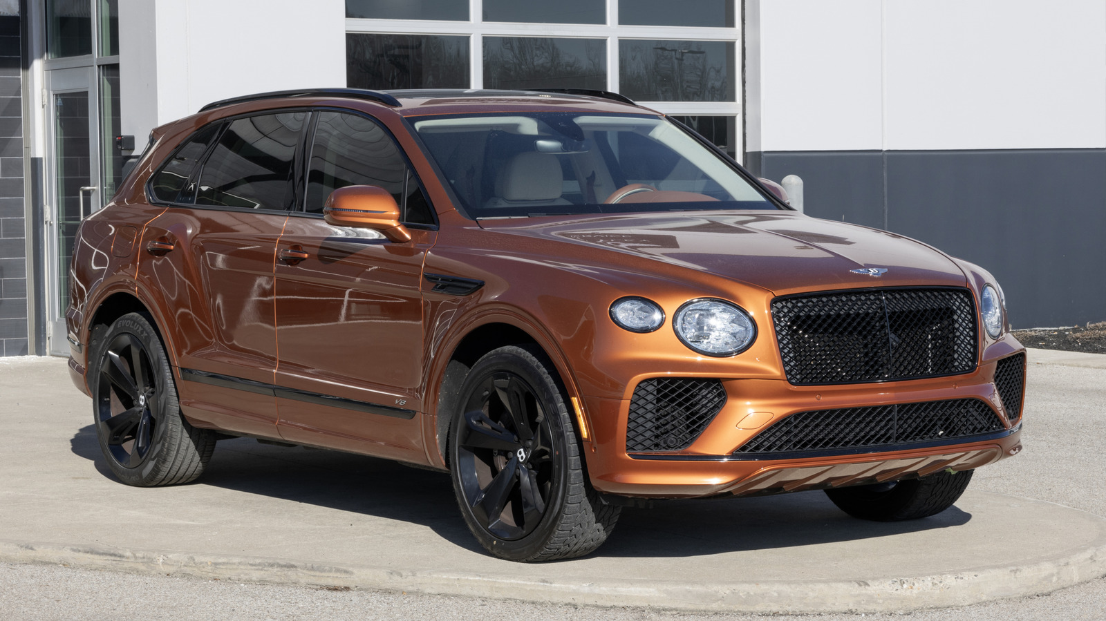 2021 Bentley Bentayga V8 Lost Over Half Its Value in Five Years