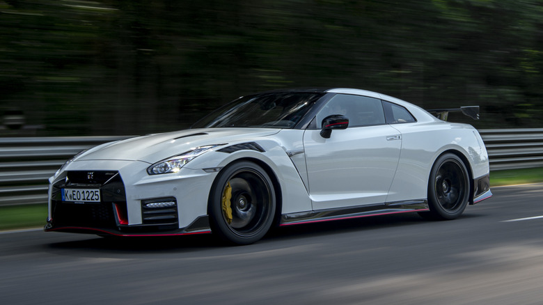 A 2020 Nissan GT-R Nismo speeding on a German highway
