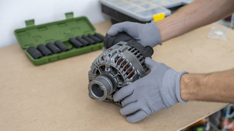Holding an alternator on a workbench