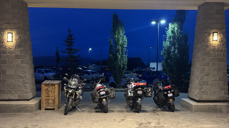 The motorcycles of the Alcan 5000