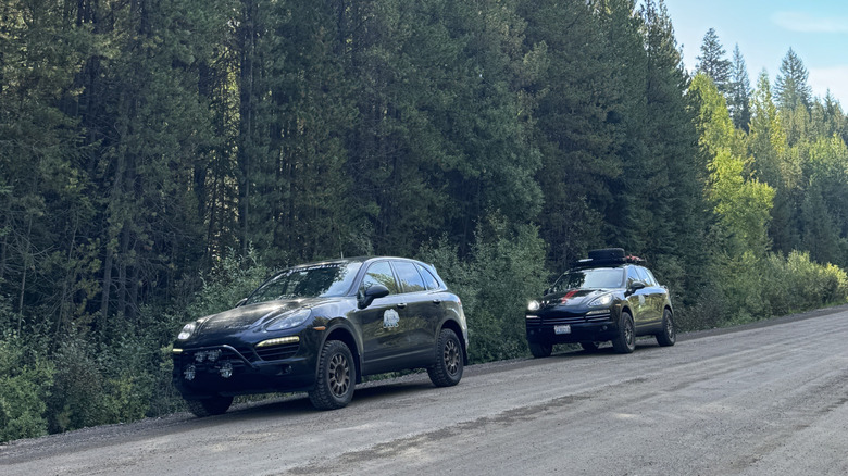 Porsche Cayennes on the Alcan 5000