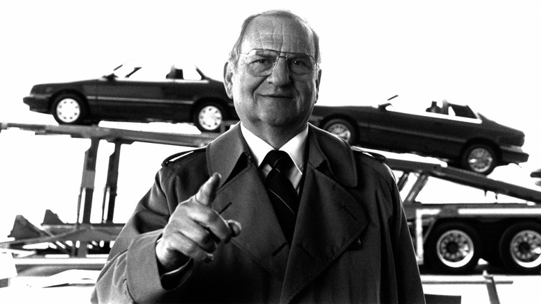 Chrysler Chairman Lee Iacocca explains the Chrysler advantage in a TV commercial